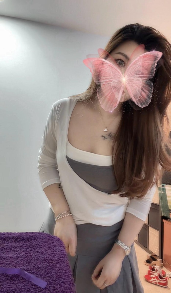 SOMOS 2 HERMOSAS CHICAS ORIENTALES – 634 943 527