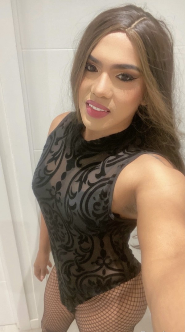 Valeria activa muy cachondas y cañeras fiesteras