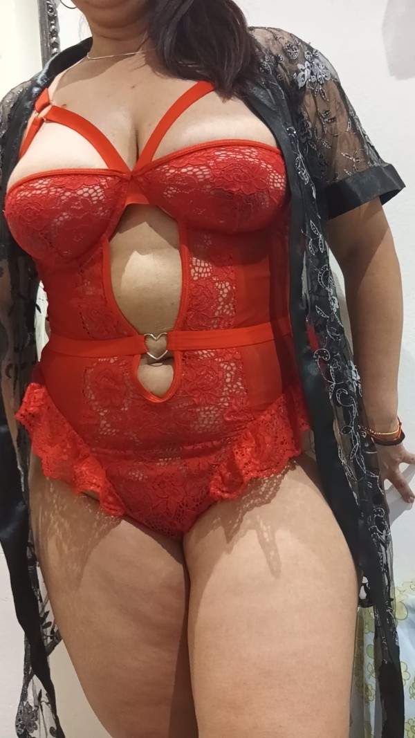 NOVEDAD LATINA RECIÉN LLEGADA EN GIRONA