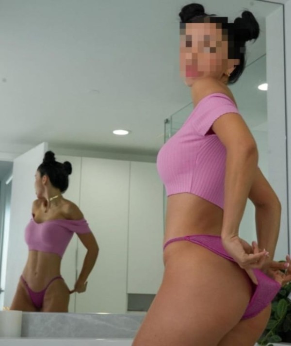 Tu mejor opción no te arrepentirás hacemos fiestecita??