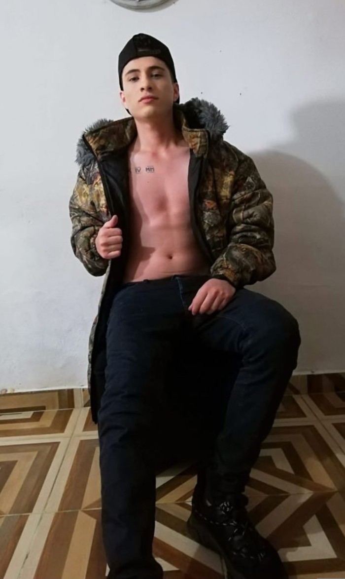 COLOMBIANO DE LUJO EXPLOSIVO Y CAÑERO, SIN LIMITES