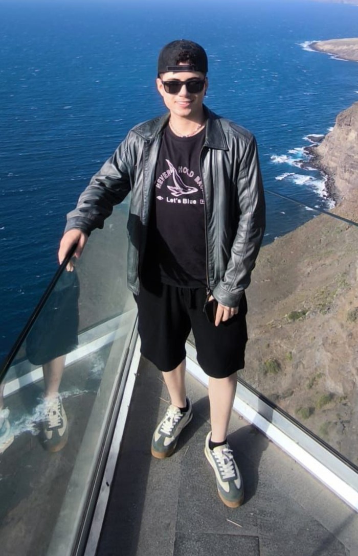 COLOMBIANO DE LUJO EXPLOSIVO Y CAÑERO, SIN LIMITES