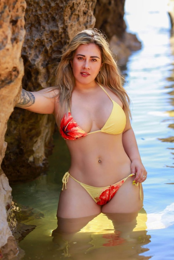 VERONICA HERMOSA FOTOS REALES EN SEVILLA