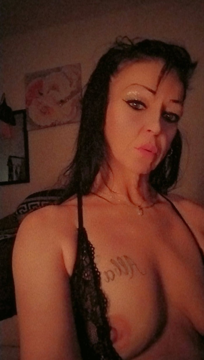 NOVEDAD LUCY MUY CACHONDA PARTICULAR 24H