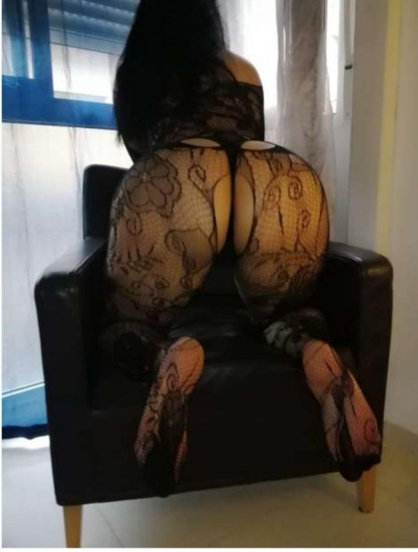 CURVIS SEXI.FOGOSA  TETAS GRANDES CULO GRANDE