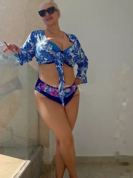 TETONA NUEVA POR LA ZONA VERDAGUER SEXY