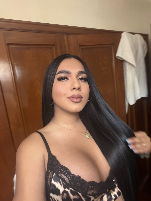 LATINA ARDIENTE TRANS MORBOSA LLENA DE VICIO