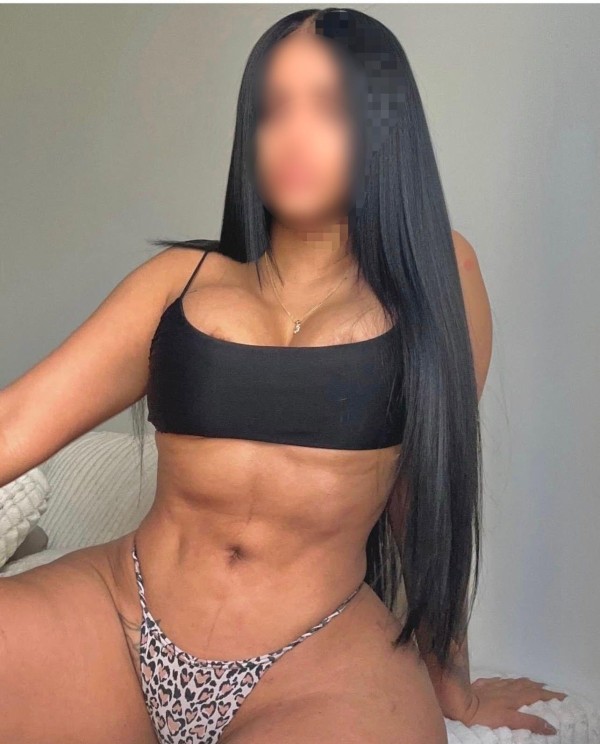 SOY PERLA, TU DIOSA CUBANA IRRESISTIBLE