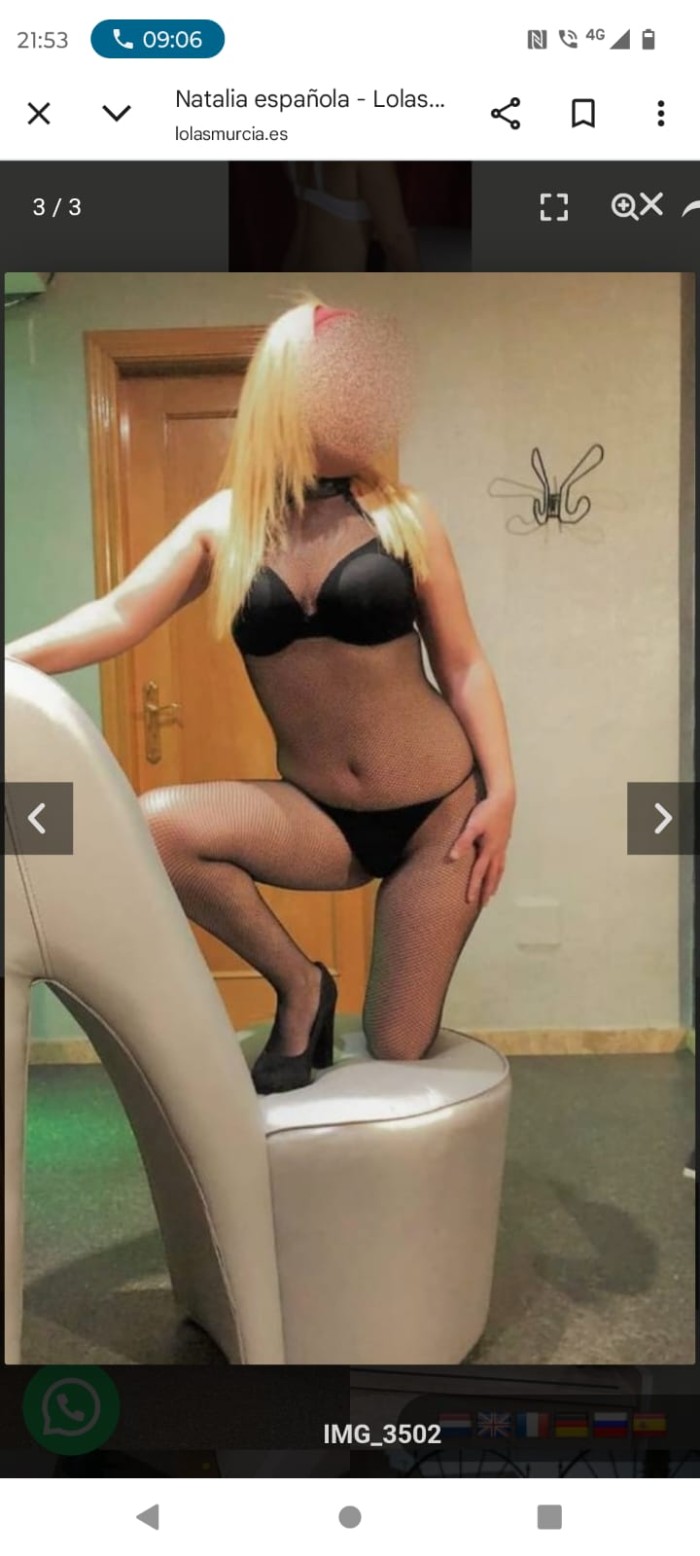 Chicas nuevas y guapas salidas a domicilio