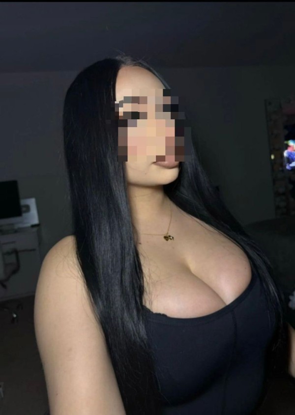 CAMILA 22 años, EXUBERANTE Y MUY SENSUAL…!!!
