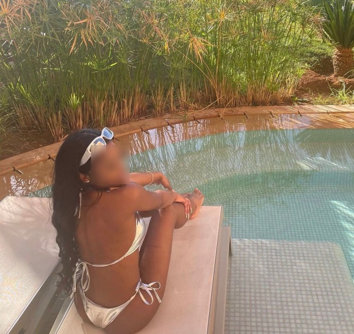 MORENA QUE BIEN CALIENTE COMPLACIENTE EN LLEIDA