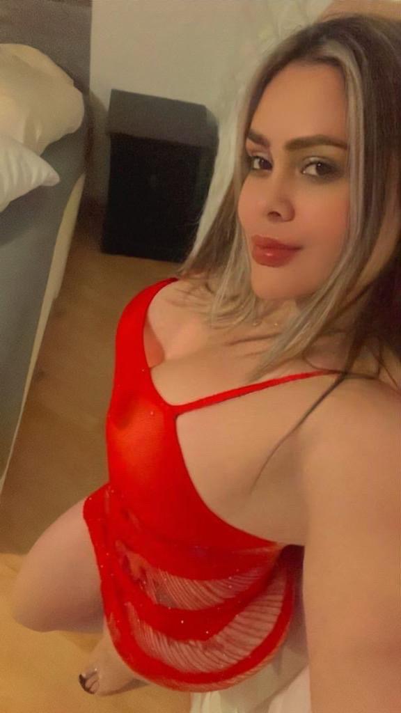 NOVEDAD EN TALAVERA DE LA REINA ADICTIVA LA MÁS BELLA Y SEXY