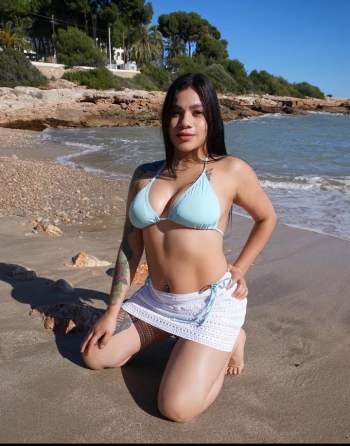 PUTITA CALIENTE CON GANAS DE UNA BUENA CORRIDA