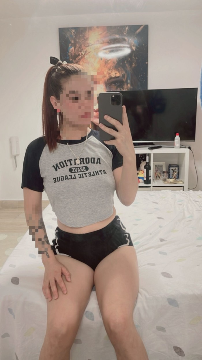 BESOS DE LENGUA A TOPE MAMADA PROFUNDA