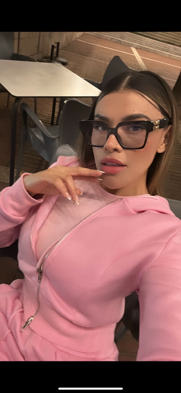 ATREVIDA  EN EMPURIABRAVA NOVEDAD