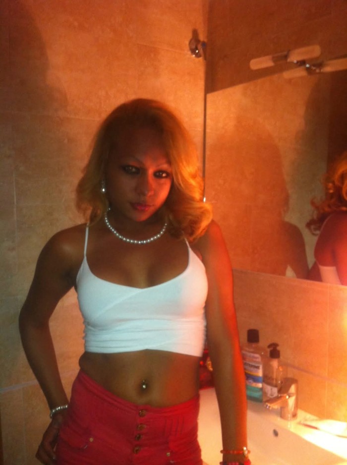 Bella travesti viciosa activa pasiva