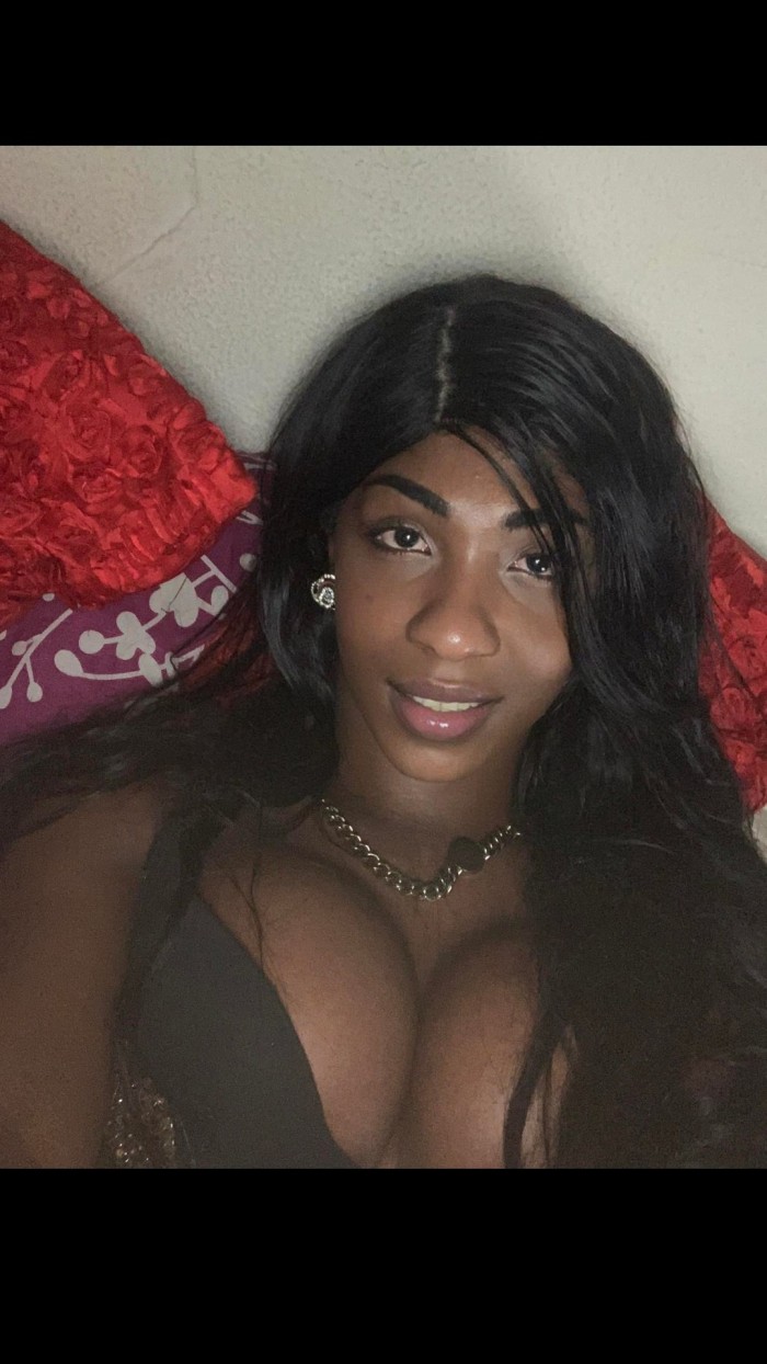 Gleicy trans muy wapa y sexy