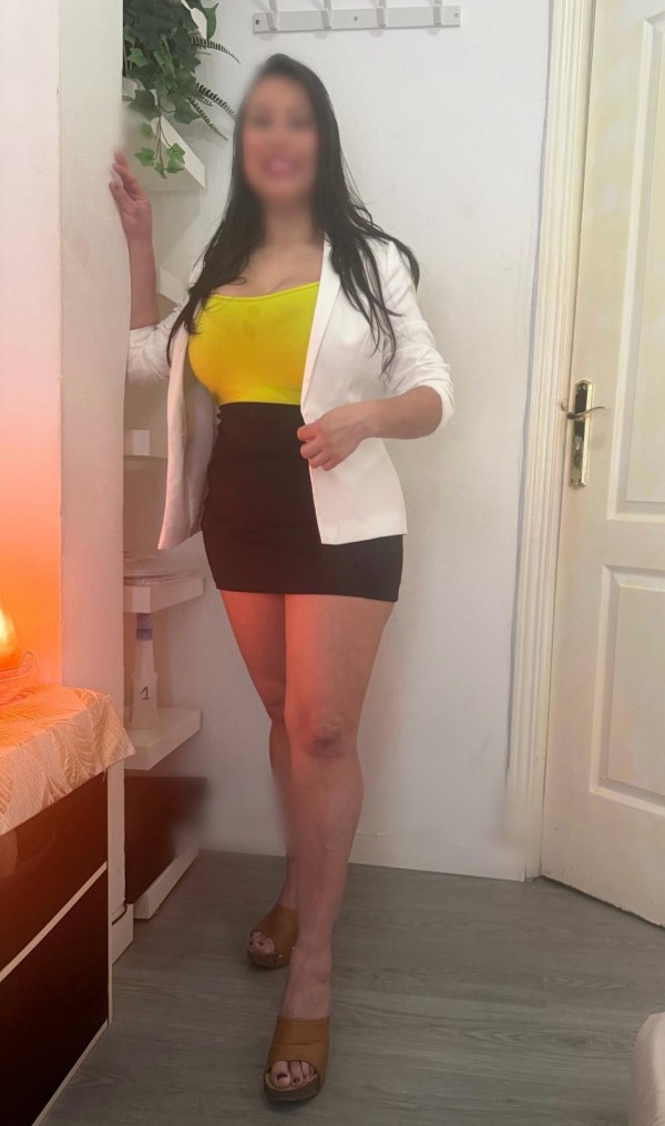 NADIA, 29 AÑOS. NUEVA. MASAJES CON ESTILO E INTENSIDAD. DESCÚBRELO. MADRID