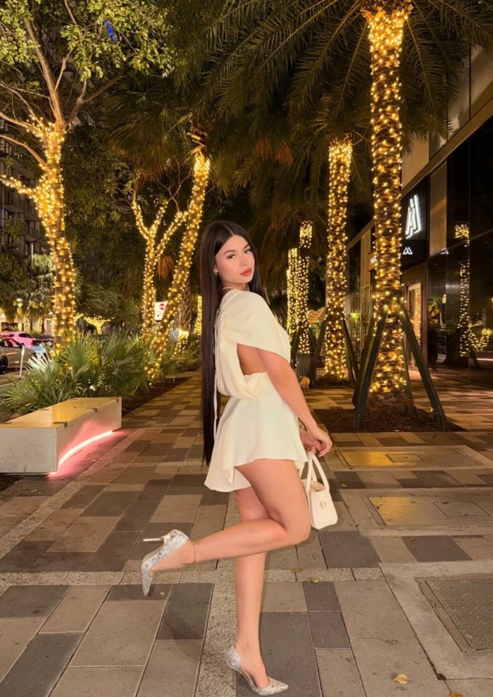 Colombiana super dulce muy implicada y cariñosa