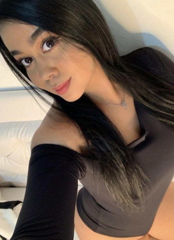 30€ JOVEN SABROSA CLTORI SENCIBLE CHORREA CHORRO FRANCÉS NATURAL GARGANTA P