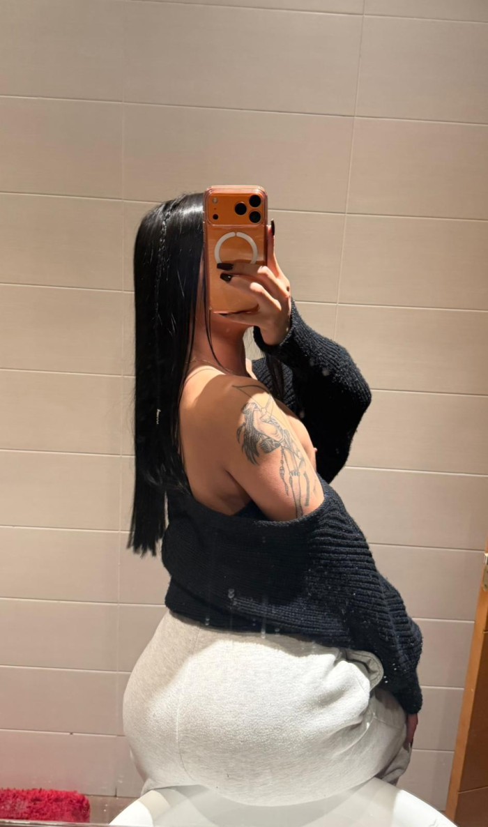 CHICA TRANS DELICIOSA VERSATIL CACHONDA LUJURIOSA