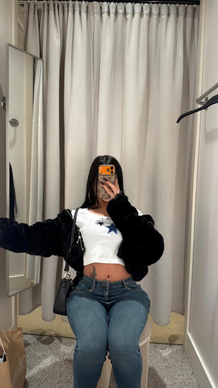 CHICA TRANS DELICIOSA VERSATIL CACHONDA LUJURIOSA