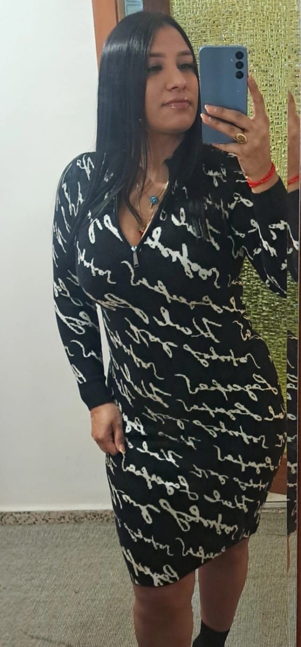 Por qué estar solo cuando puedes pasártelo en grande?…fiesta y placer…