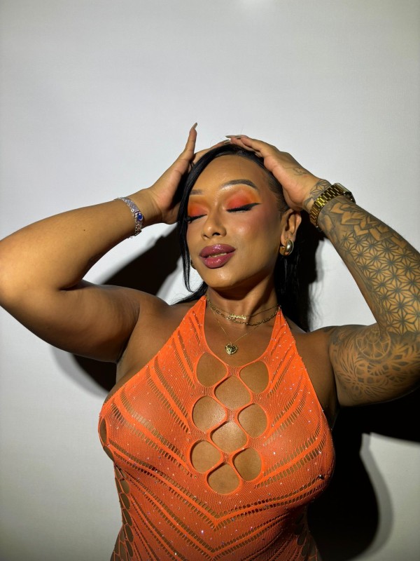 EN MÁLAGA TRANS DE LUJO LLENA DE SENSUALIDAD