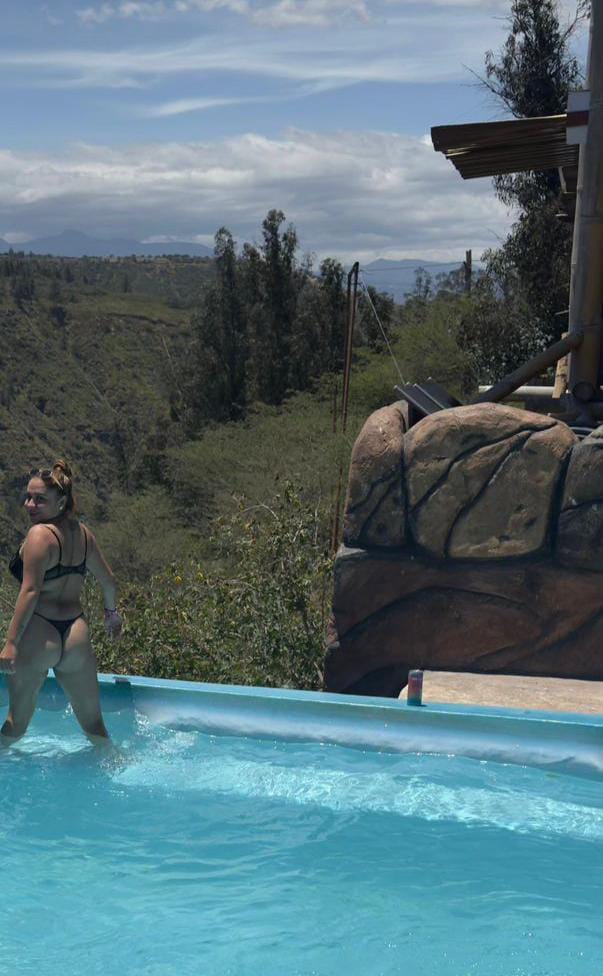 exclusiva colombiana en Almeria