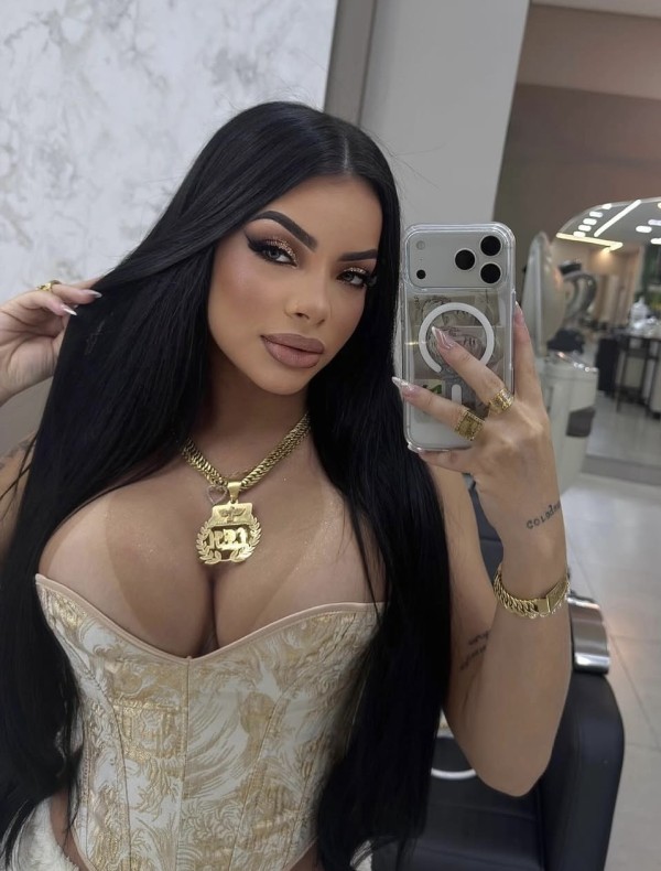 Chocolatita recién llegada scort de lujo