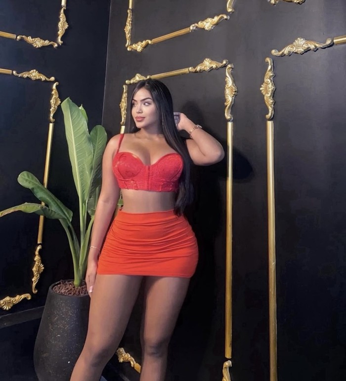 Chocolatita recién llegada fiestera