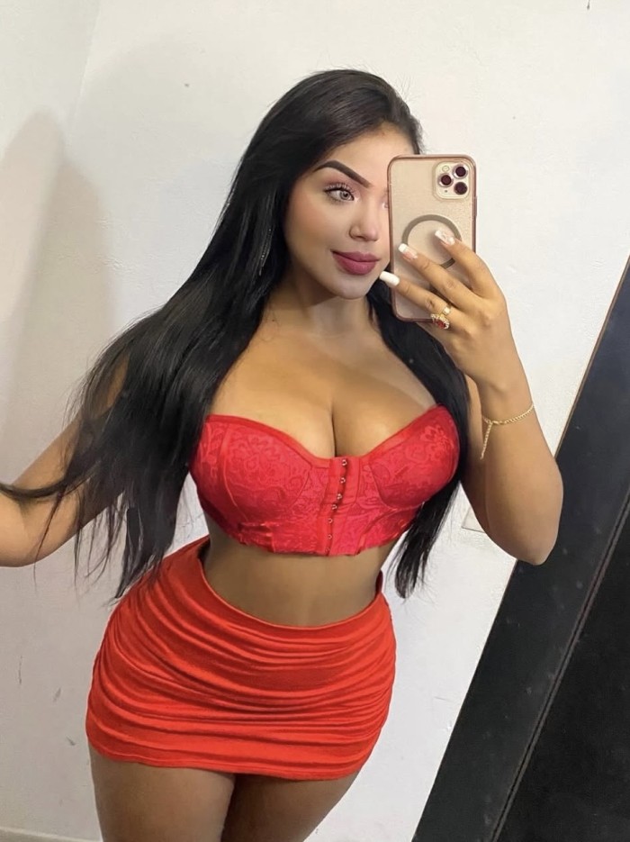 Chocolatita recién llegada fiestera