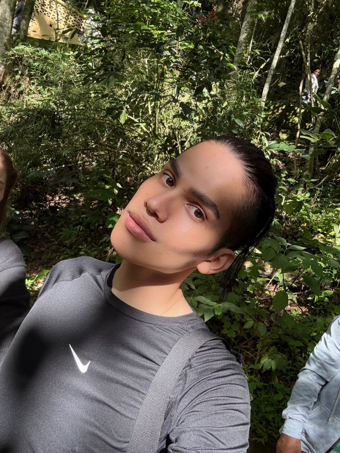 Hermoso modelo Colombiano encantador y divertido