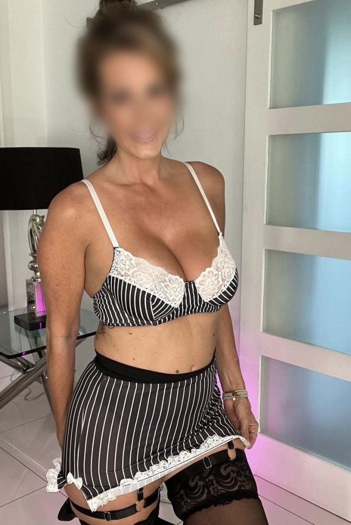 NOVEDAD CHICA PICANTE DIVERTIDA