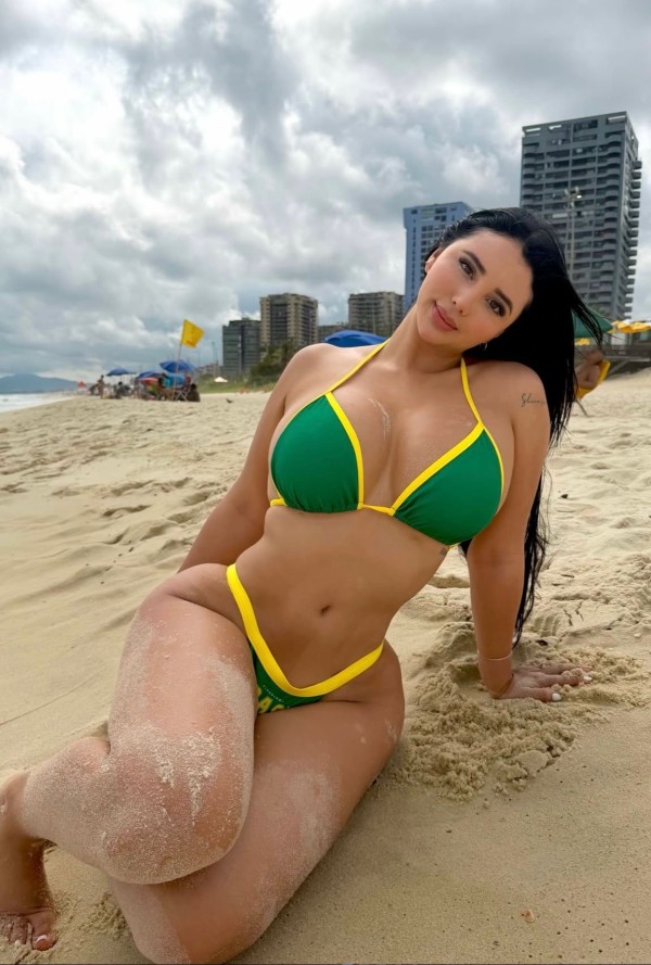 TE LA CHUPO A PELO SIN LÍMITES NINGUNO