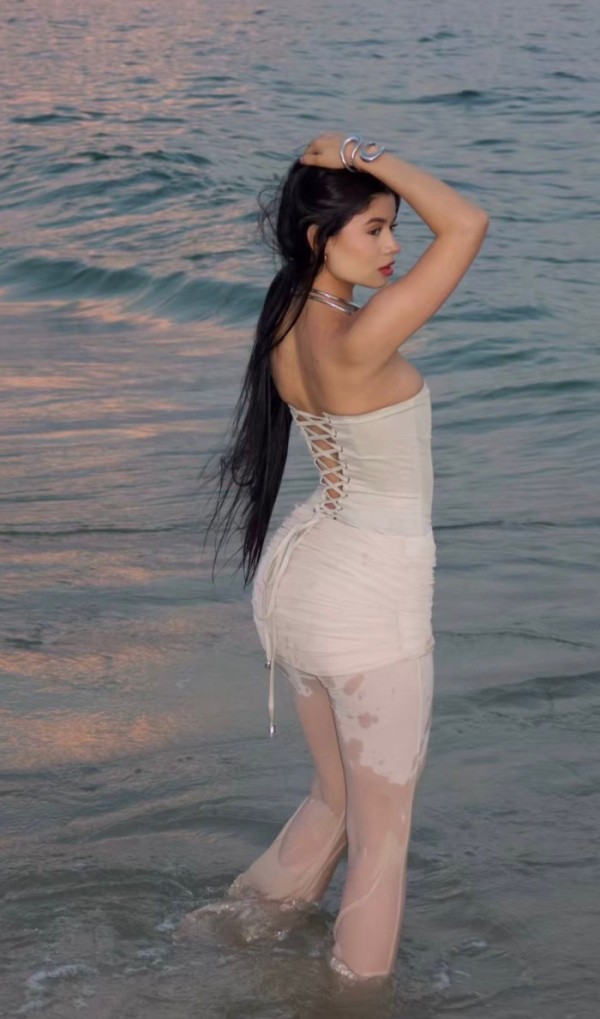 SOFÍA  BELLEZA TROPICAL