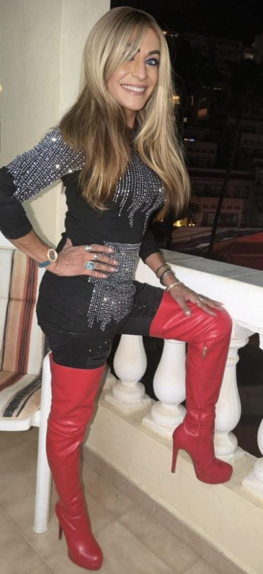 EN LOS CRISTIANOS REINA ROJA