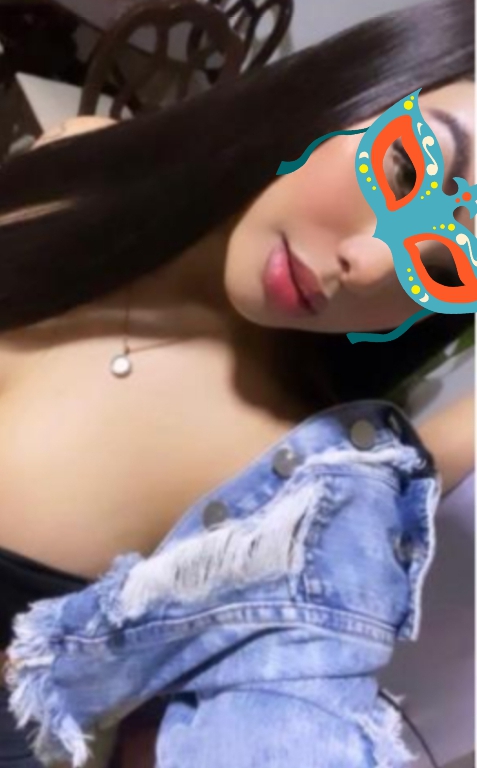 LA REINA DEL GRIEGO MORBOSA PECHUGONA ATREVETE