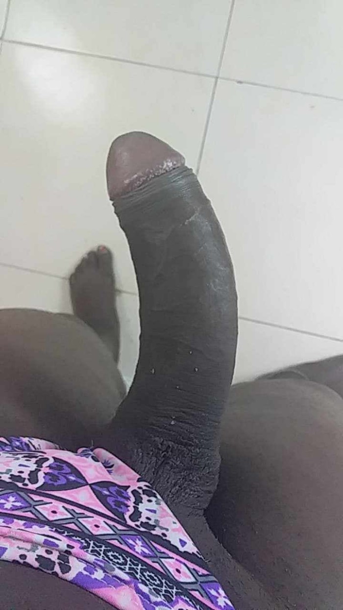 NEGRAZA ALTA Y POLLONA PARA DARTE LECHE!!!!