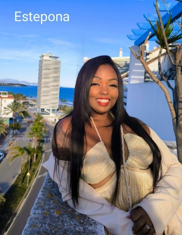 Masaje erótico con Helena Estepona