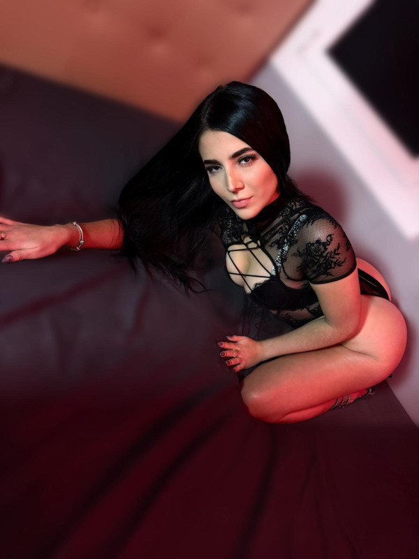 GRABIELA ESCORT DE LUJO FIESTERA JUGUETONA SALIDAS 24 HORAS