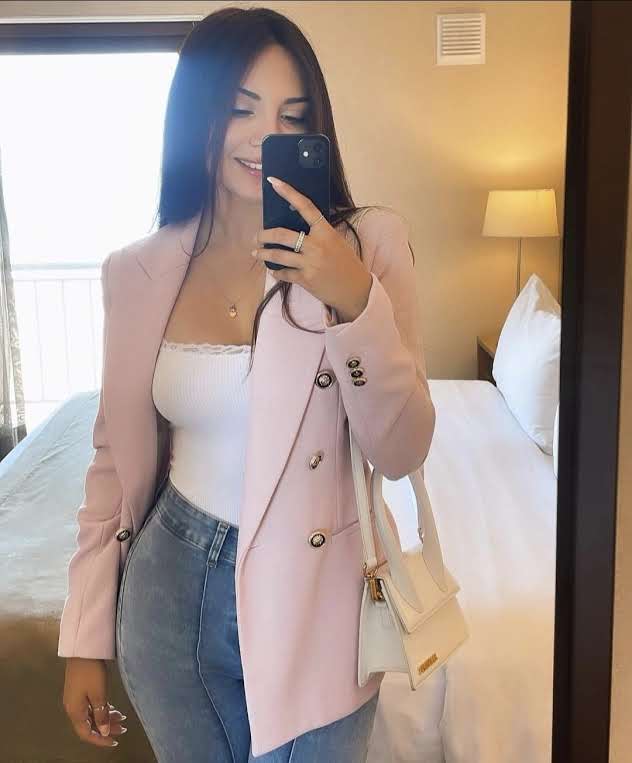 LAURA  NOVEDAD EN FERROL!!! ENCANTO DE MUJER 24 HORAS