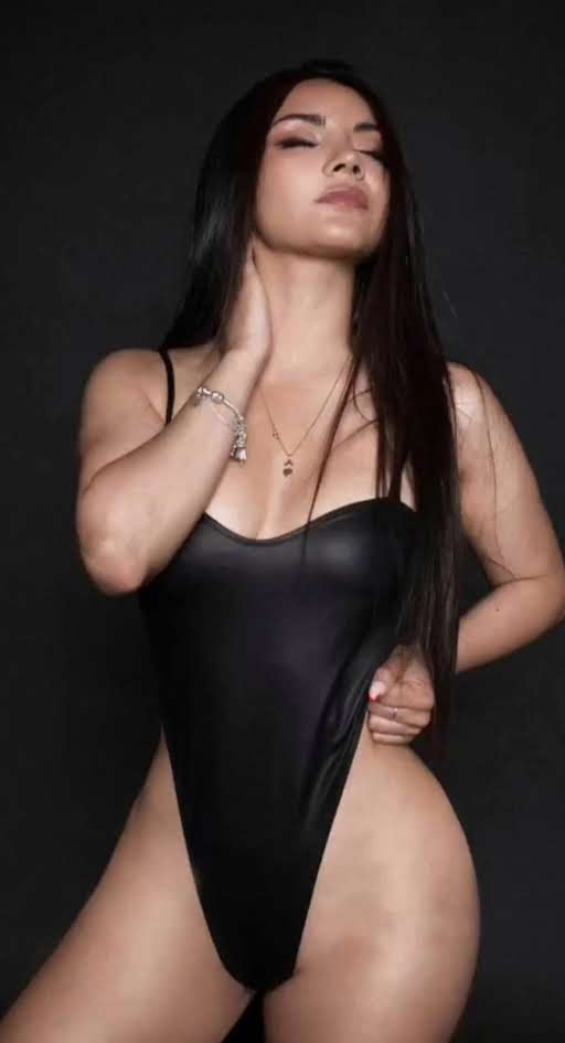 LAURA  NOVEDAD EN FERROL!!! ENCANTO DE MUJER 24 HORAS