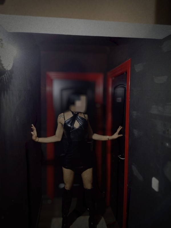 TRANS MUY CACHONDA INDEPENDIENTE VICIOSA EN TU ZON