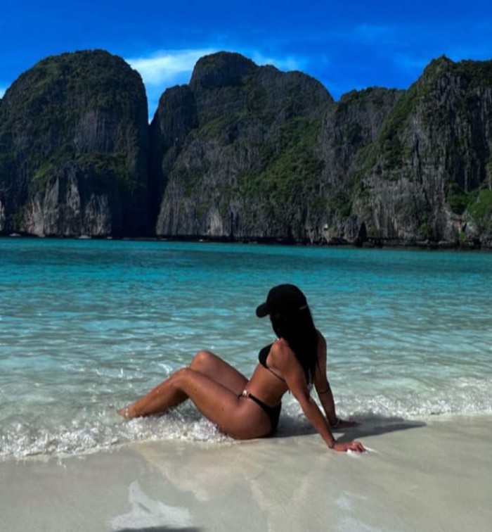 CACHONDA LUJURIOSA SEDIENTA DE PLACER SIN LIMITES