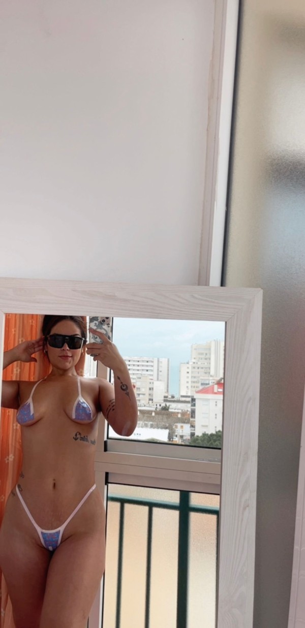 ALEXIA CALIENTE MORBOSA FIESTERA 24H DE NUEVO EN TORREMOLINOS