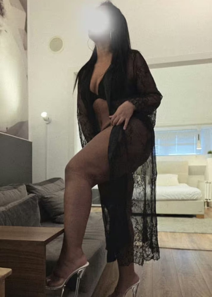 CHICA MARROQUÍ SENSUAL Y DIVERTIDA EN AGUADULCE