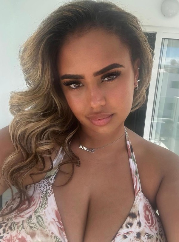 luna   CAPRICHO EN LA CAMA