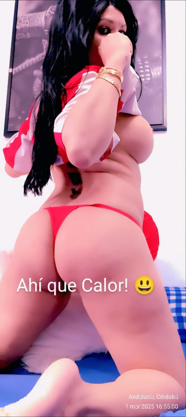 Fiestera y viciosa suelta en la ciudad