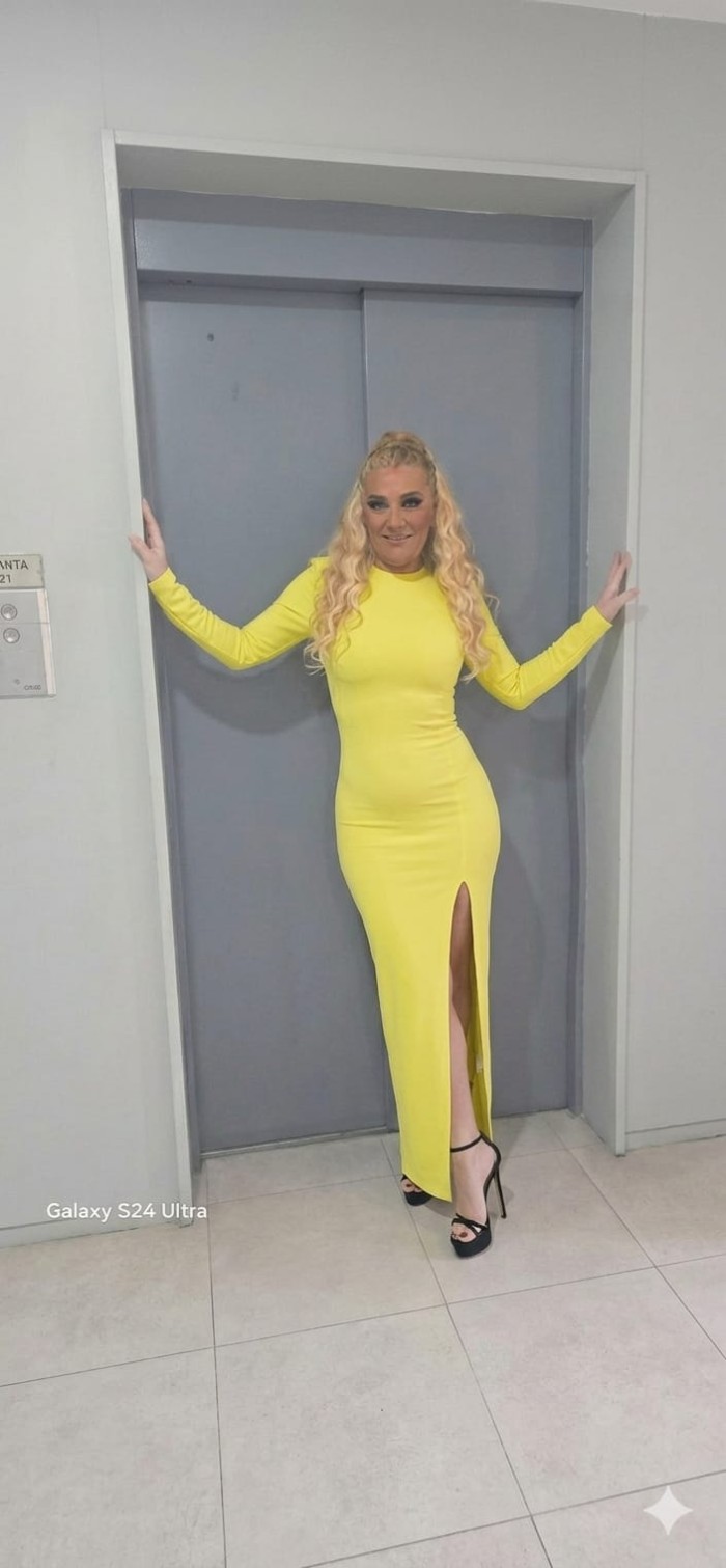 LA NÚMERO 10 DE ARGENTINA EN ALICANTE  JUGUETONA Y CALIENTE, 634858818